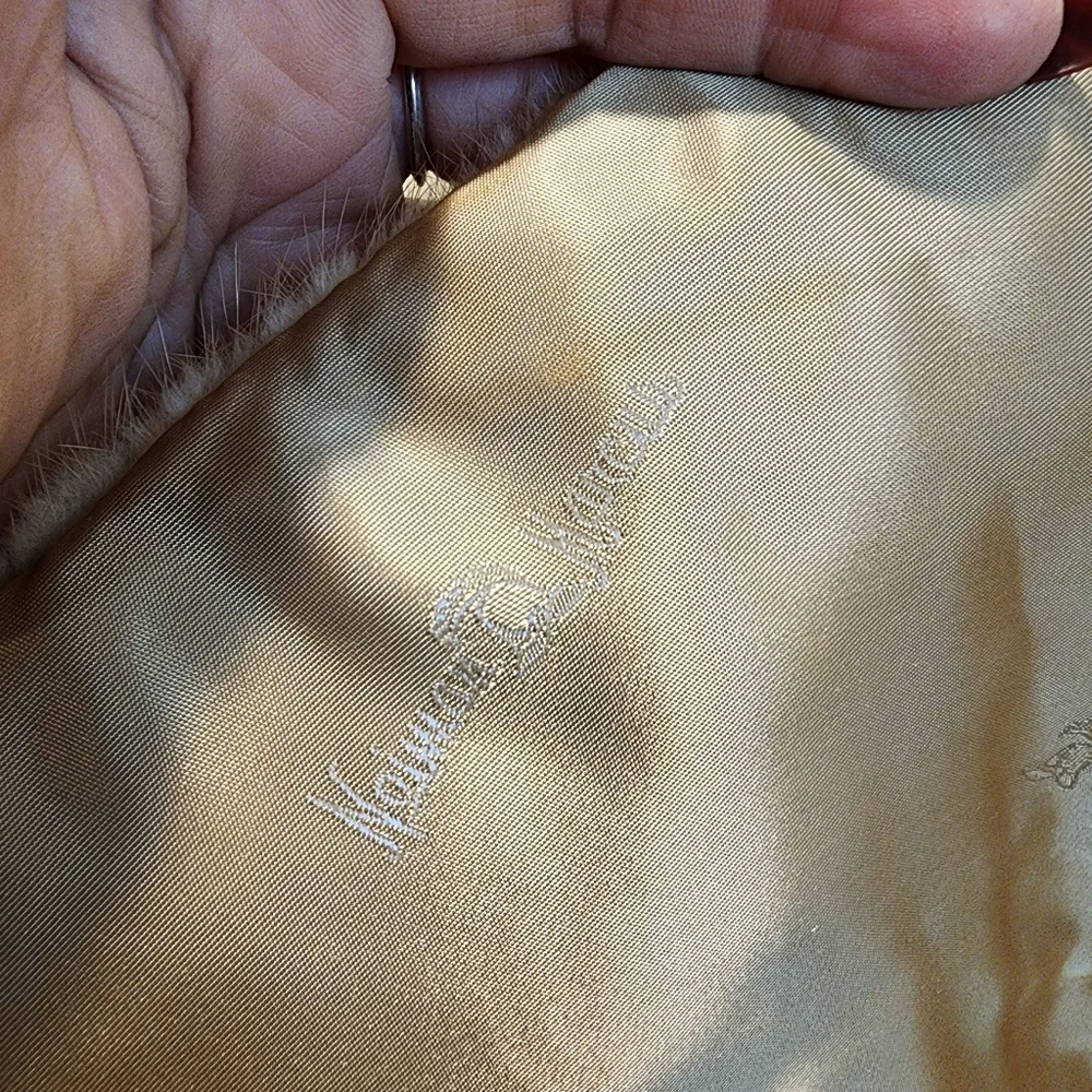 NEIMAN MARCUS Vintage Tan Fur Stole Wrap